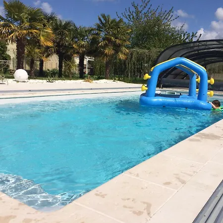 Apartment D'une Avec Piscine Partagee Jardin Clos Et Wifi A Saint Martin Des Entrees